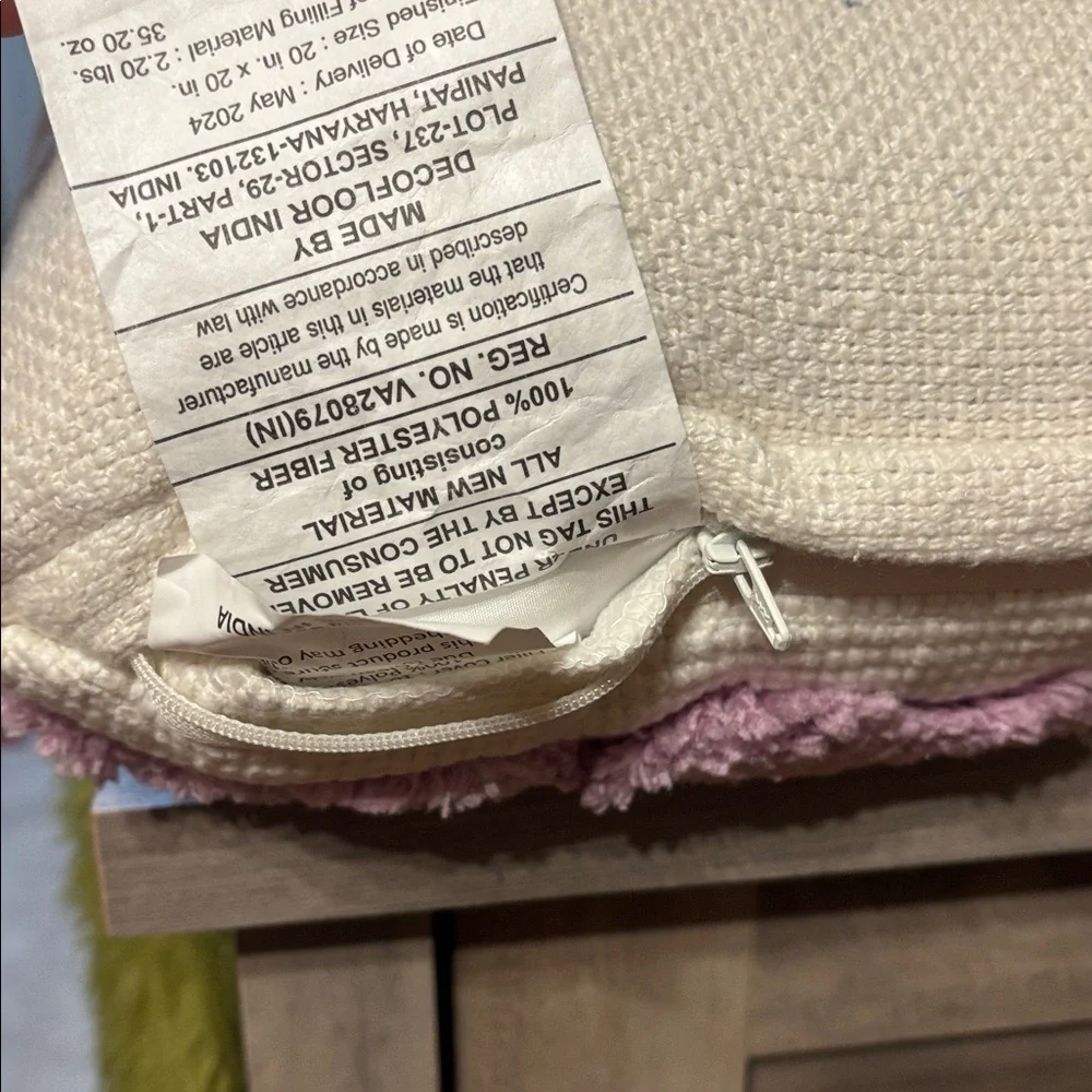 cupcakes & cashmere pre owned